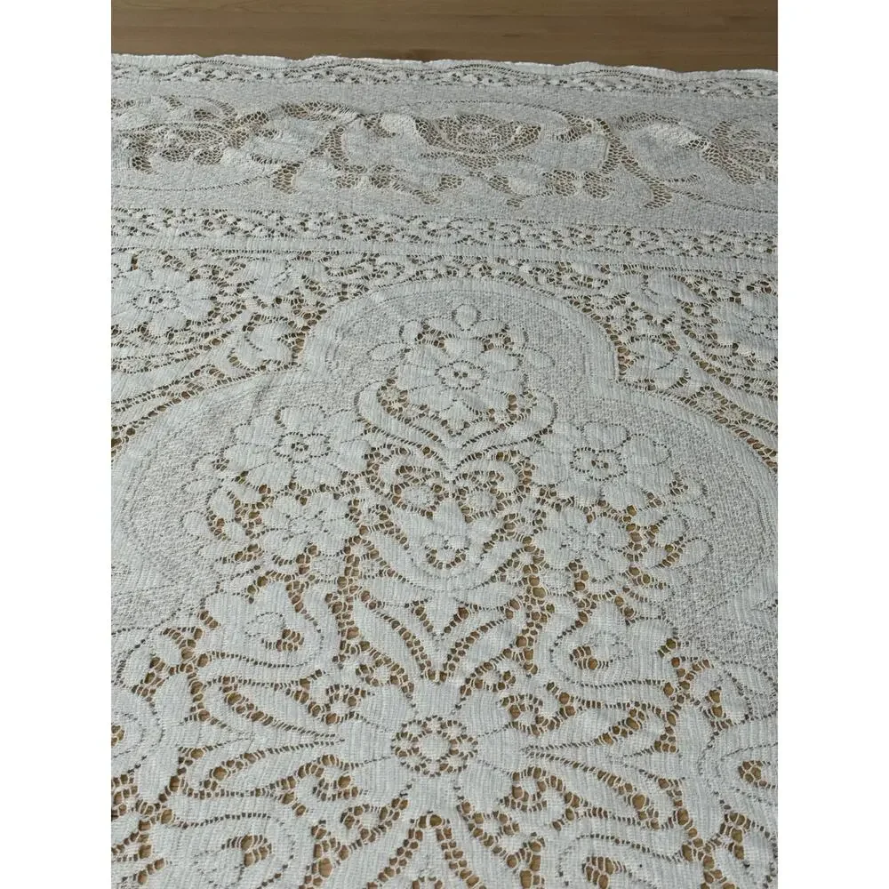 VINTAGE Lace Tablecloth Floral Cottagecore Farmhouse White Rectangular Cotton